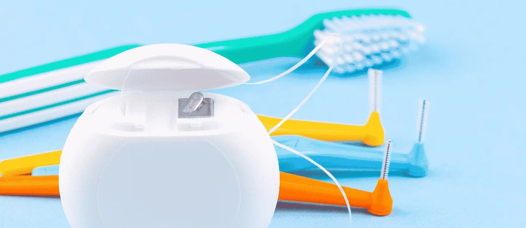 Cleaning an Implant Crown and a Fixed Bridge